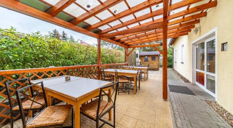 Rental apartment with barbecue & patio — photo 5