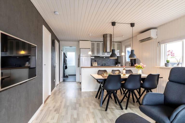 House with sauna, grill & patio — photo 4