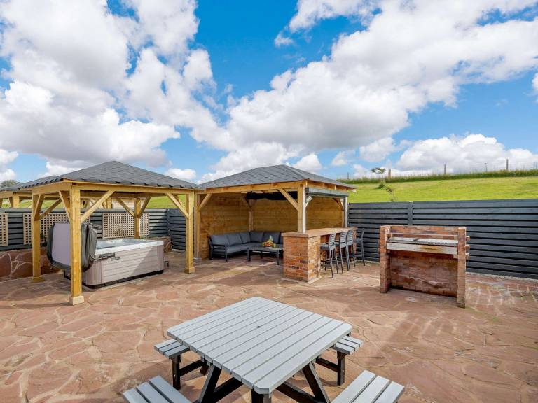 Cottage  Balloch