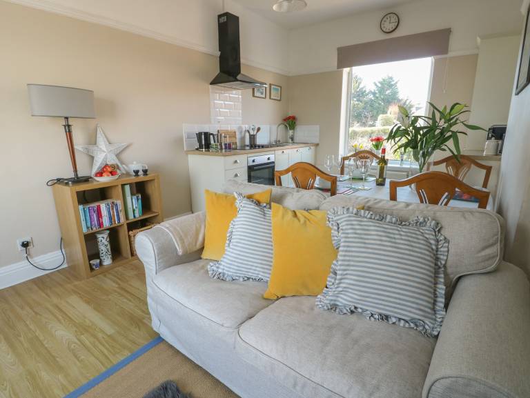 Cottage  Colwyn Bay