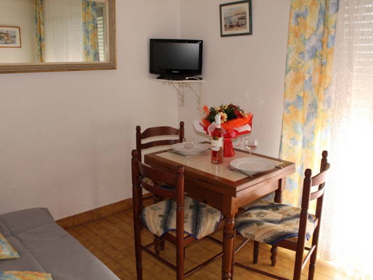 Cozy apartment near thermal baths - Pets allowed, private parking — photo 3