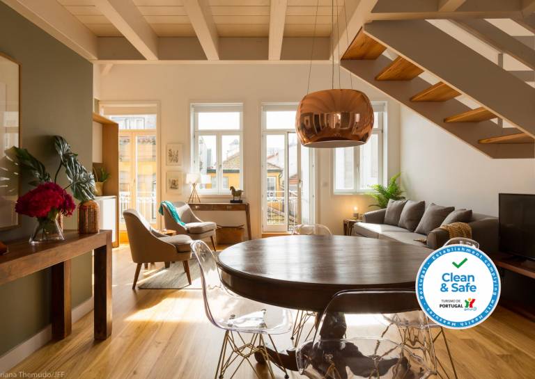Family-oriented rental apartment | Close to Dom Luís I Bridge | Perfect for remote work | Pets allowed in Porto