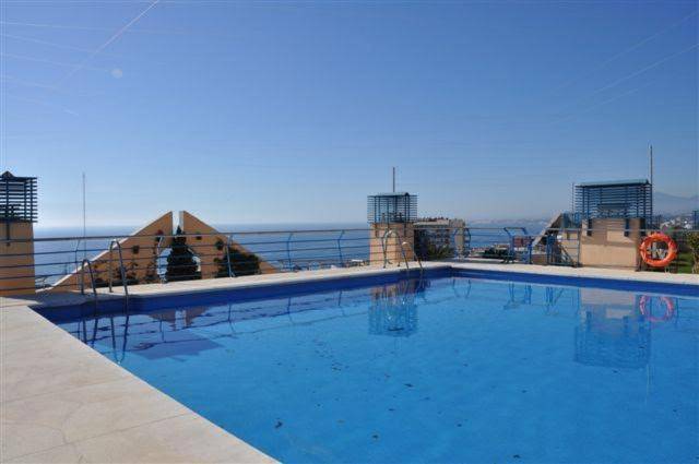 Apartment with pool — photo 4