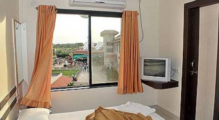 KDM Hotel Sai Geeta Shirdi in Rahata