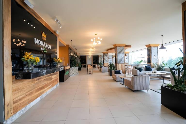 Monarch Hotel — photo 4