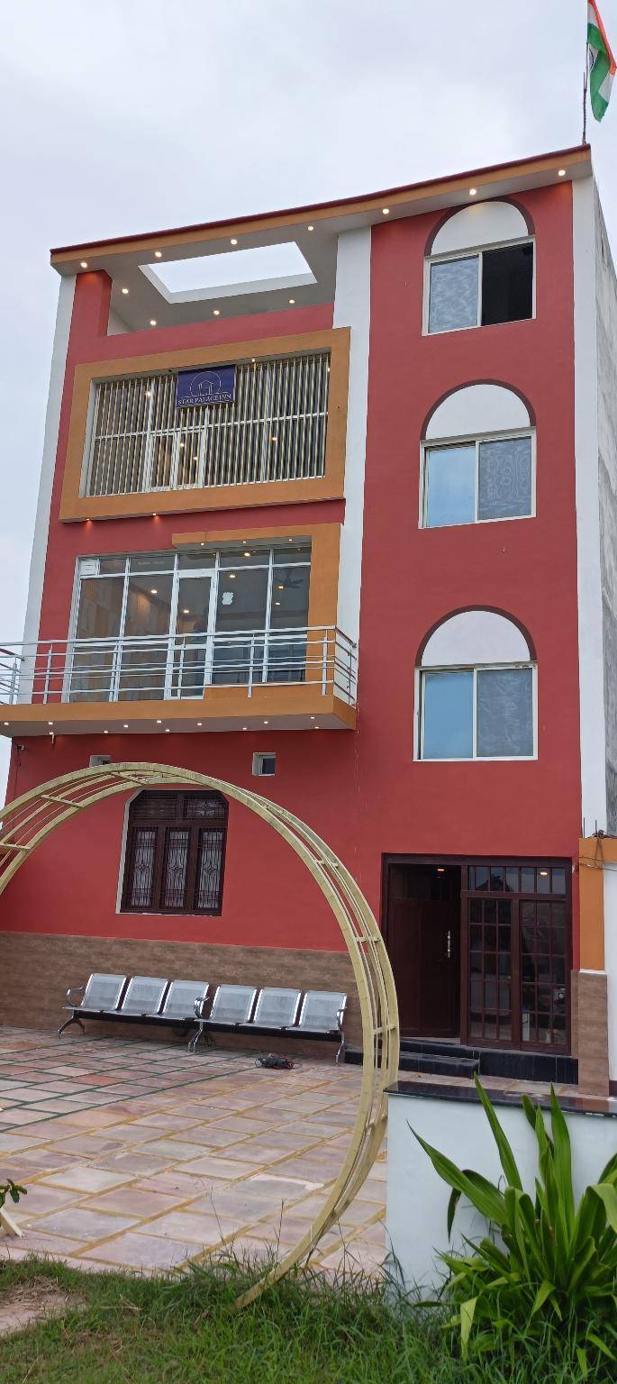 Star palace inn