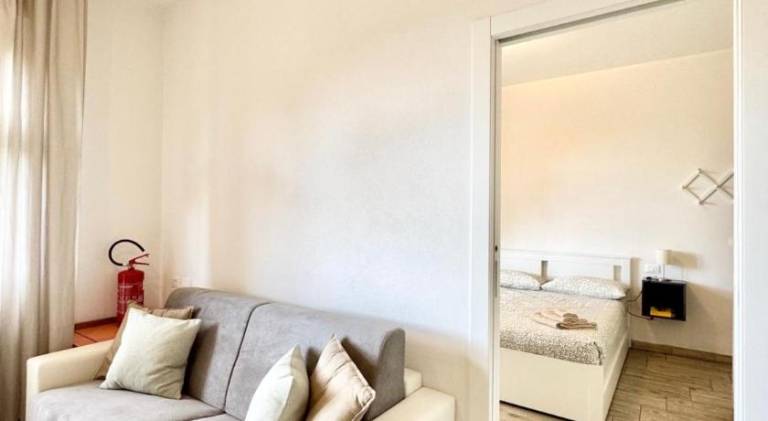 Rental apartment | Next to the beach | Pets are welcome in Finale Ligure