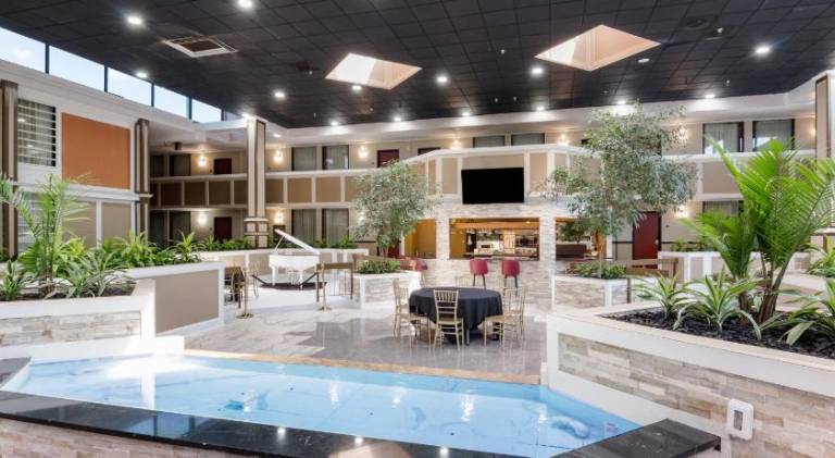 Ramada Inn Conference Center Bossier City — photo 2