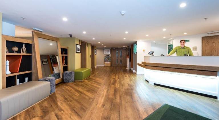 Holiday Inn Slough Windsor By IHG — photo 2