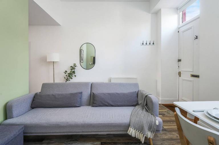 Modern - 2BR Flat near Easter Road Stadium — photo 3