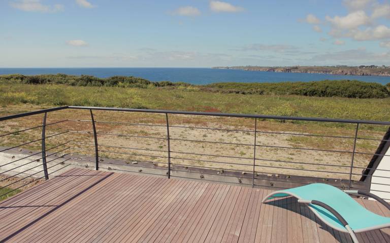 House with barbeque & garden | Beach view — photo 2