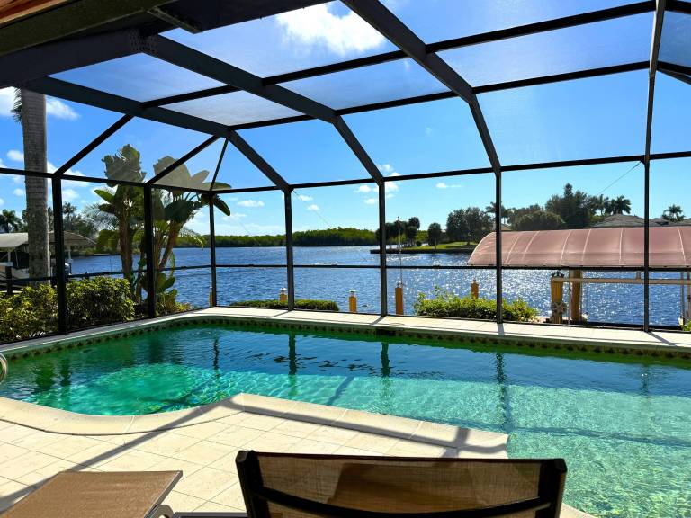 House Naples
