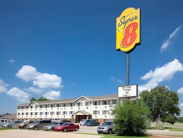 Super 8 By Wyndham Manhattan Ks in Manhattan, KS