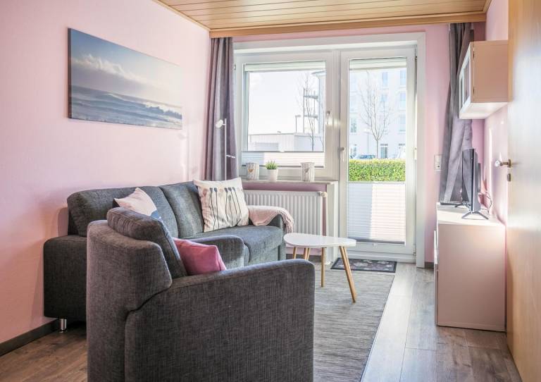 Haus Strandbriese Whg. 3, für 2 Personen und Hund, Nahe der Perlebucht. in Büsum