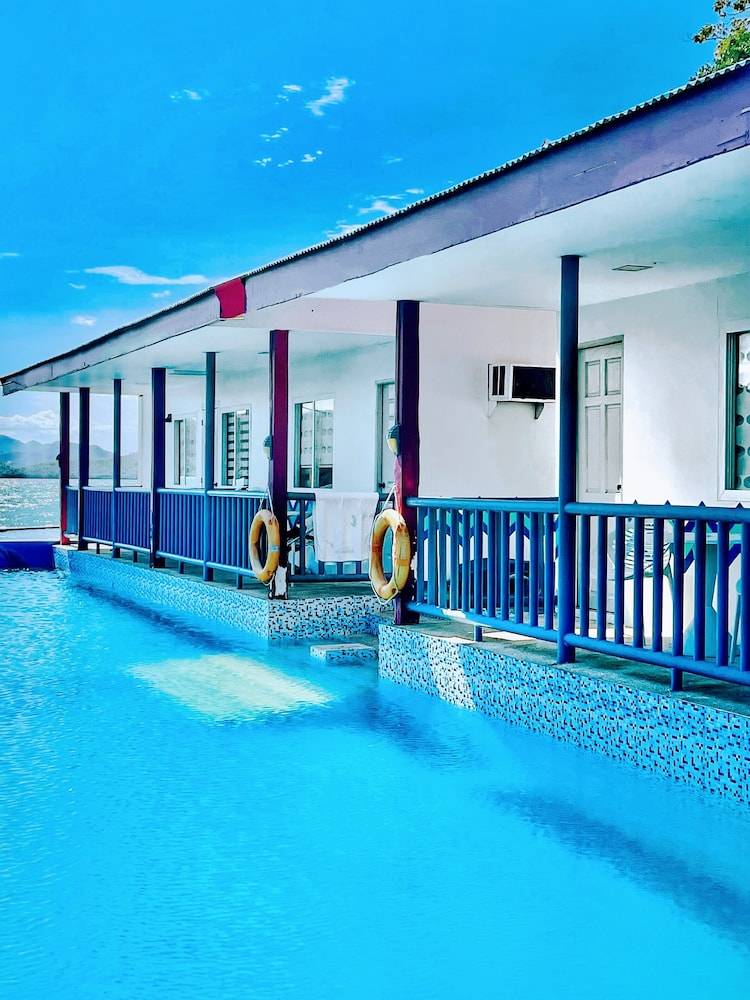 Resort  Coron Island