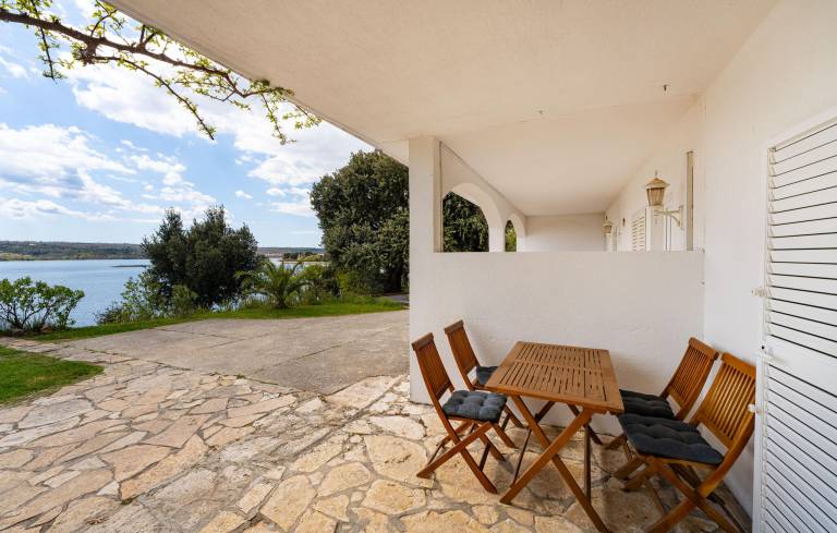 Apartma Posedarje