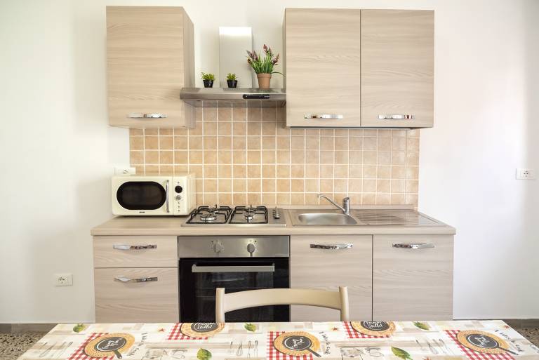 Children-friendly lovely apartment with yard | Garden view | Pets allowed — photo 4