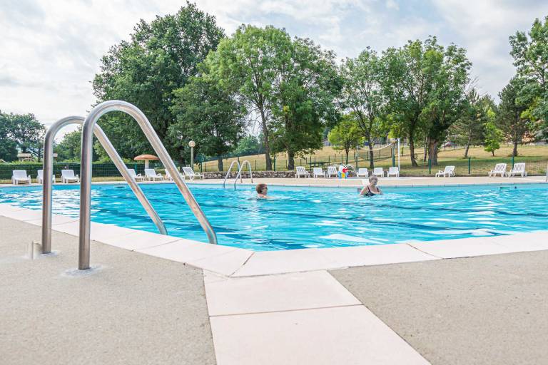 Logement 2/4 personnes - Village Vacances de la Forêt de Ganigal in Mende