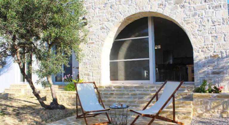 Villa with yard & terrace in Heraklion