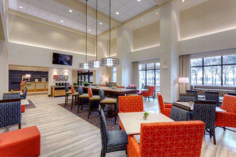 Hampton Inn & Suites Dallas/Plano-East — photo 4