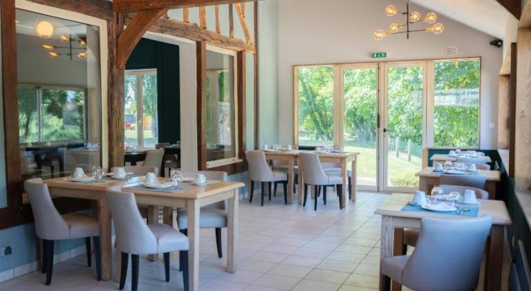 Logis Hotel-Restaurant Domaine de Montecristo et Gite l'Evasion Dantes — photo 4