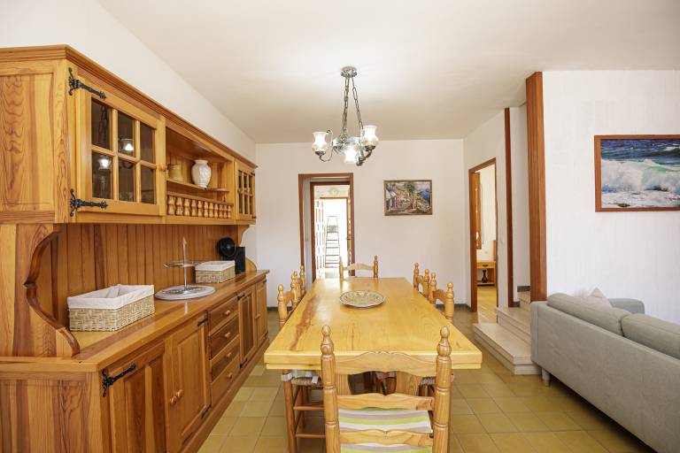 House with garden & terrace — photo 5
