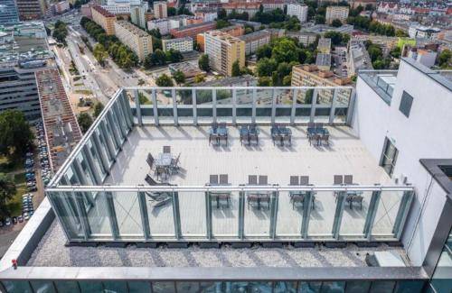 Hanza Tower DIAMOND 24 SPA & Pool & Sauna & Jacussi — photo 3