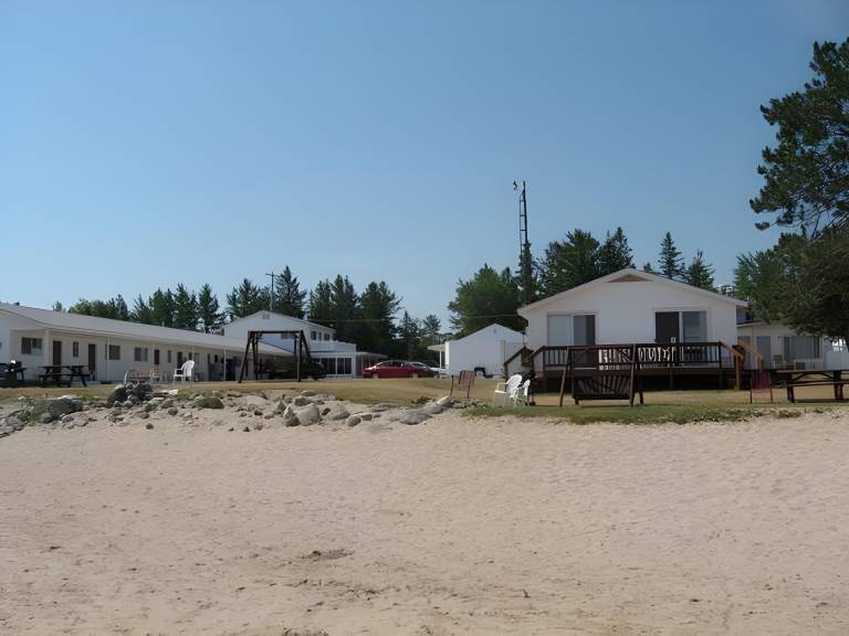 Bells Melody Motel in Mackinaw City, MI