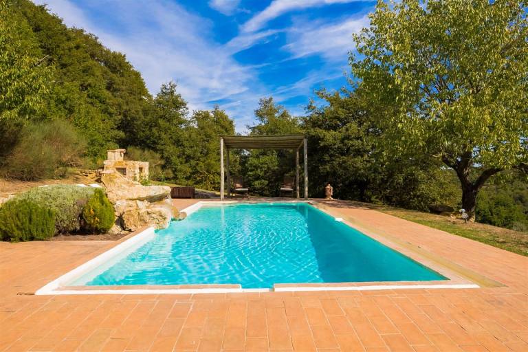 Family-friendly villa with barbecue, patio & private pool | Dogs allowed — photo 4