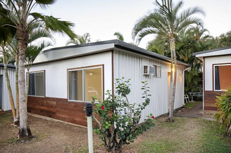 Cabin  Airlie Beach