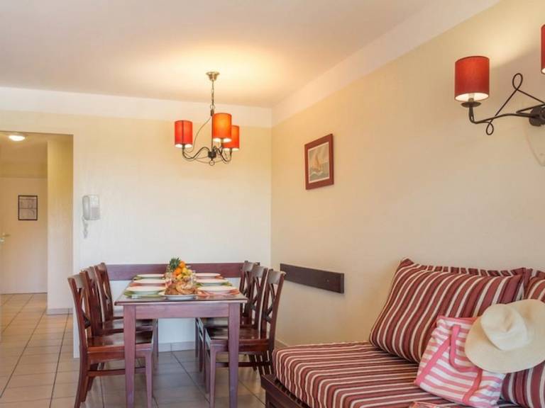 Charming apartment with pool | Pets are welcome — photo 4