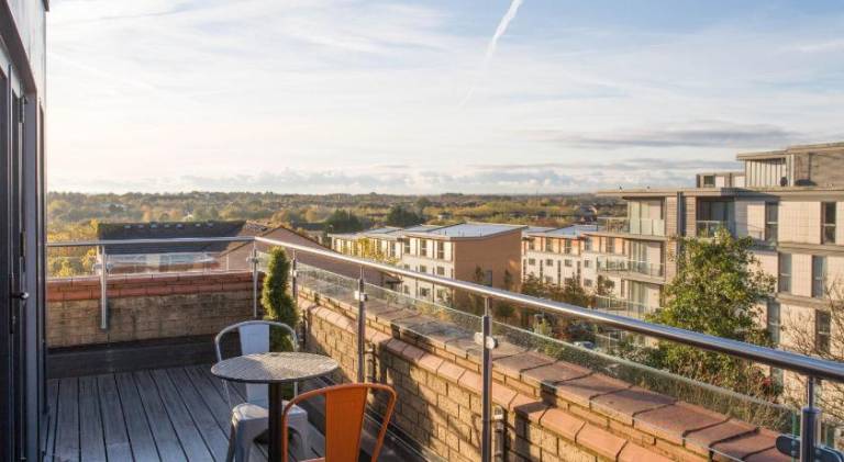 Cotels 7Zero1 Aparthotel - Unique Apartment building with friendly Reception - Sky Movies & Sports - — photo 2