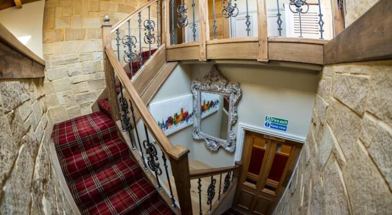 Farnley Tower Guesthouse — photo 4