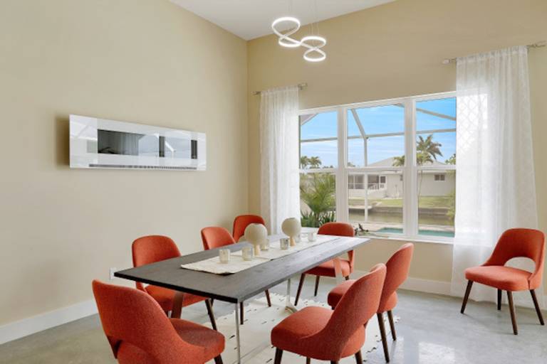 Children-friendly vacation home with BBQ & private pool | Water view | Pets are welcome — photo 5