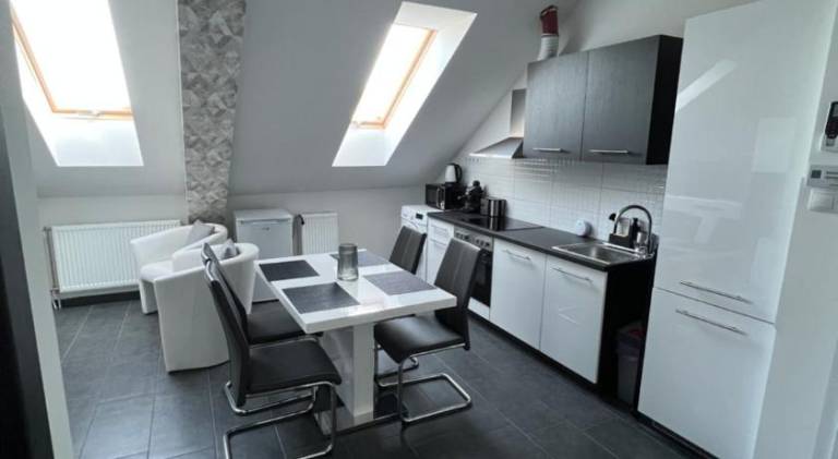 Apartman Ebes