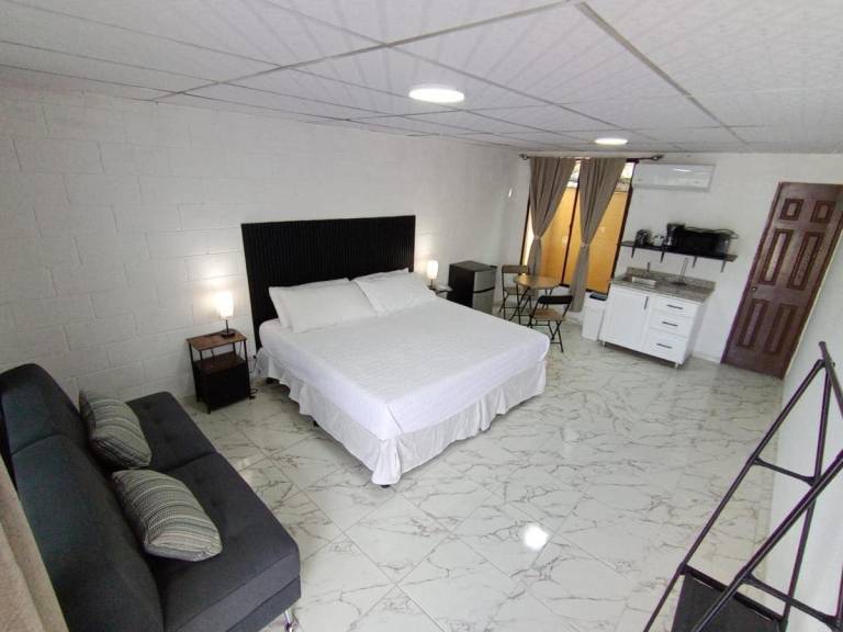 Luxury Hostel Teresita