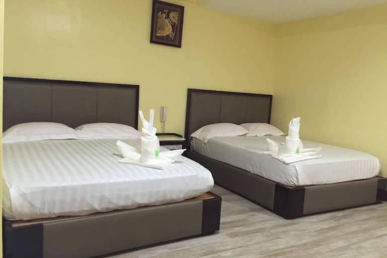 Meaco Royal Hotel Plaridel