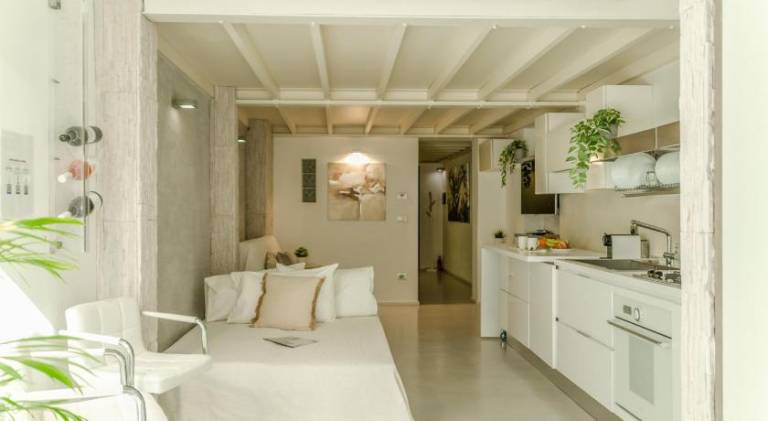 ApuliaLux - Design Loft w Sauna near Bari Vecchia — photo 2