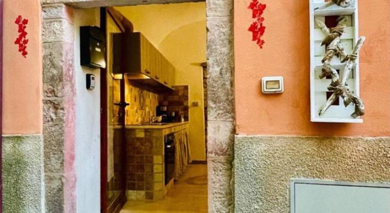 Rental apartment with 2 rooms for 4 persons — photo 3