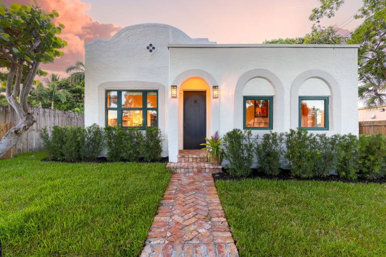 Near Galleries & Shops Spanish Revival WPB Home