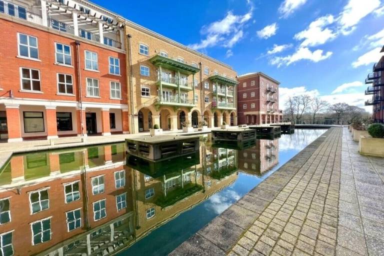 Apartment  Redditch