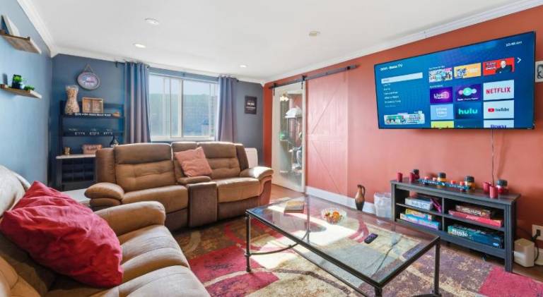 Downtown Pulse Modern 2BR Steps from Action in Atlanta, GA