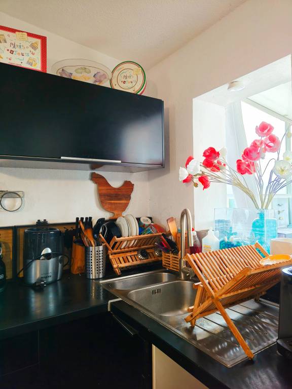 Fully equipped rental apartment with patio | Sea view | Beach nearby | Perfect for remote work | Pets are welcome — photo 4