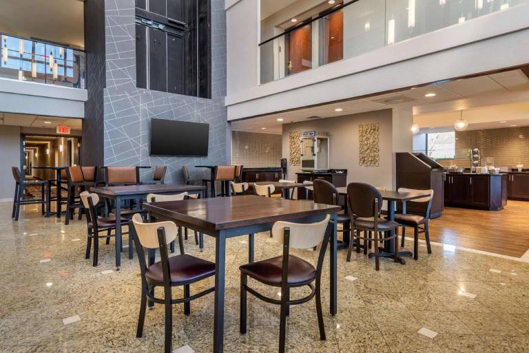 Drury Inn & Suites Atlanta Airport — photo 4