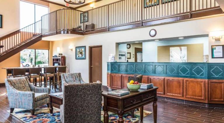 Quality Suites — photo 3