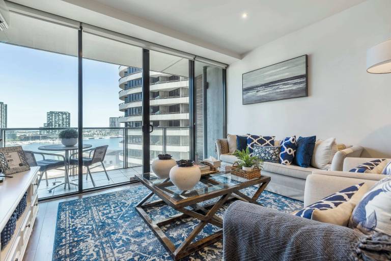 Condo Docklands