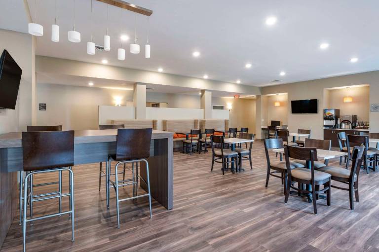 MainStay Suites Georgetown Lexington North — photo 3