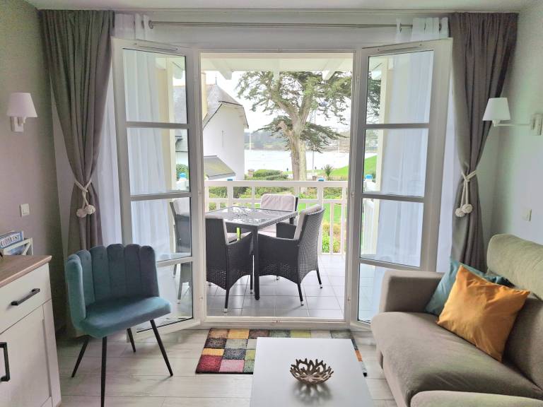 Rental apartment with heated pool | Sea view — photo 3