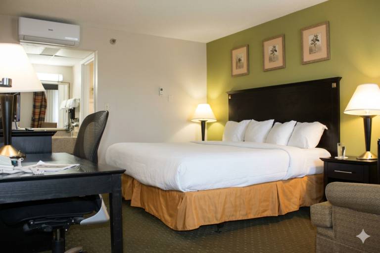 Quality Inn & Suites Moline - Quad Cities — photo 2