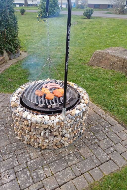 Vacation home with barbecue, garden & patio — photo 3